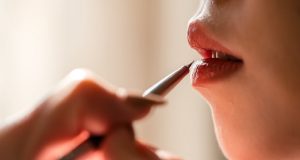 Ces rouges à lèvres ultra-désirables que les pros adoptent dès l’été (et que vous allez adorer aussi) nouveaux rouges à lèvres