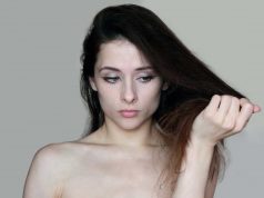 Fourches capillaires : ce que les coiffeurs ne vous disent pas pour les éviter et les réparer sans tout couper pointes de cheveux fourchues