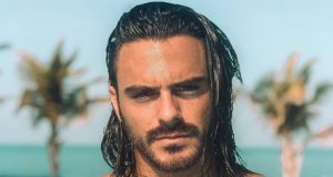 Benji Samat : La photo de son mariage qui fait craquer ses fans Benji Samat photo mariage