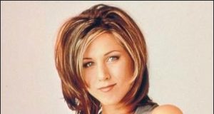 Le carré 1990 : la coupe la plus tendance du moment ! carré 1990