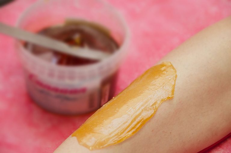 Epilation à la cire : 5 conseils pour une épilation parfaite