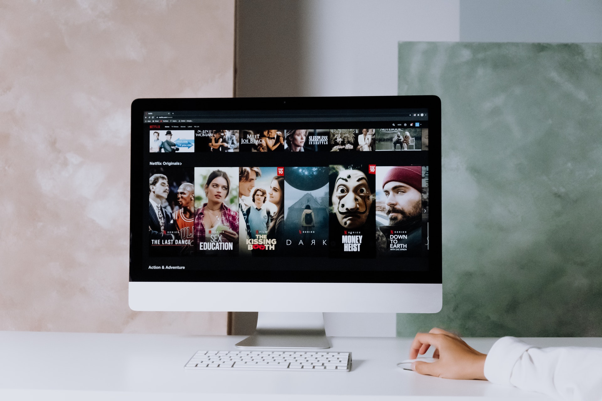 Nouveautés Netflix : après 3 ans d’attente, la saison 2 de la série Poupée Russe voit enfin le jour !