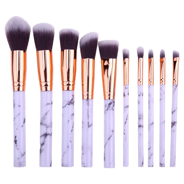 8 types de pinceau de maquillage et comment les utiliser