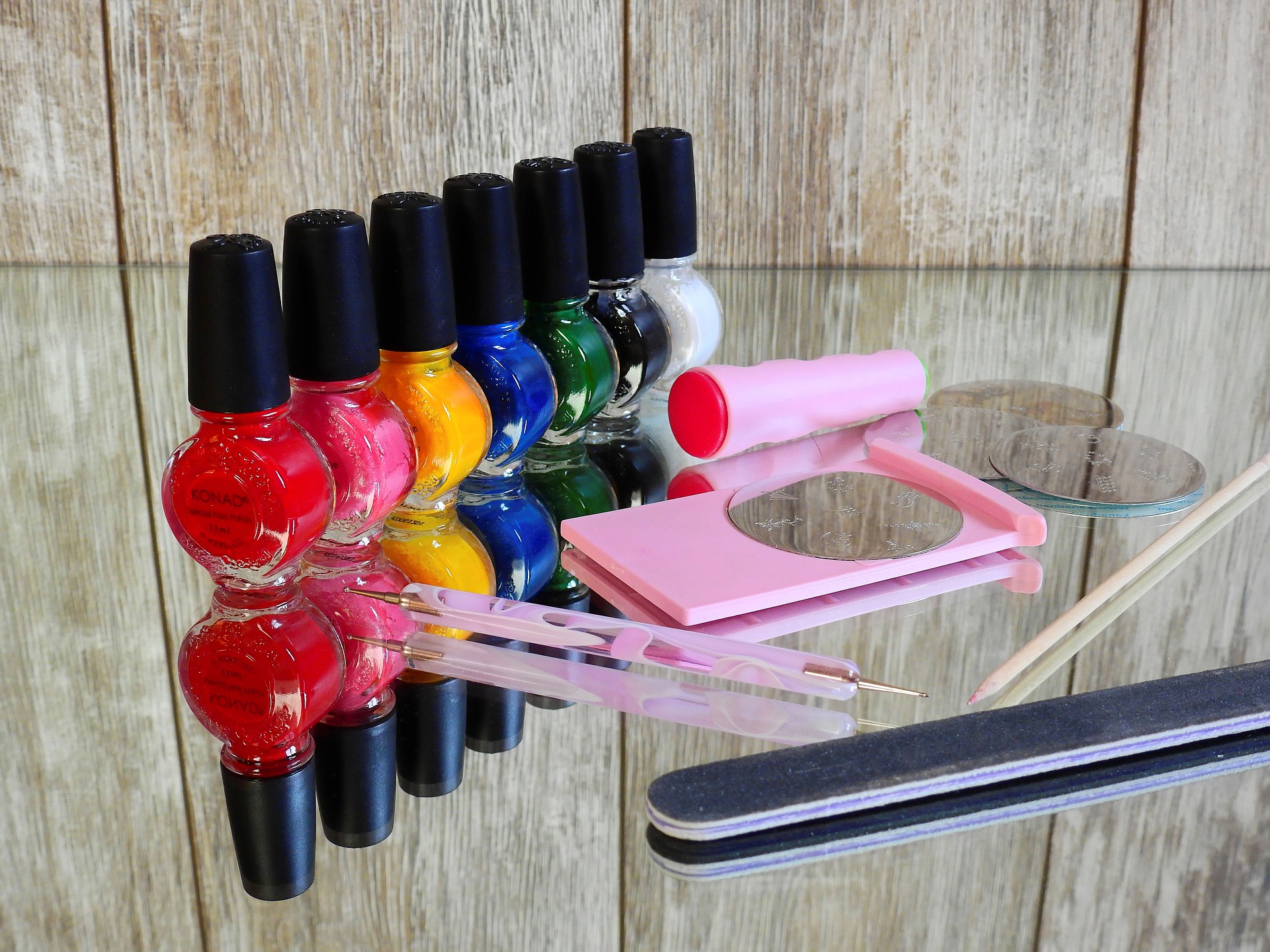 Le top des couleurs de vernis à essayer absolument ce printemps