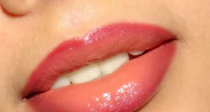 Ombré lips : la tendance tie and dye du rouge à lèvres ombré lips