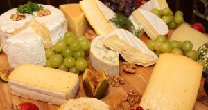 L’astuce infaillible pour que votre fromage ne moisisse pas ! astuce fromage ne moisisse pas