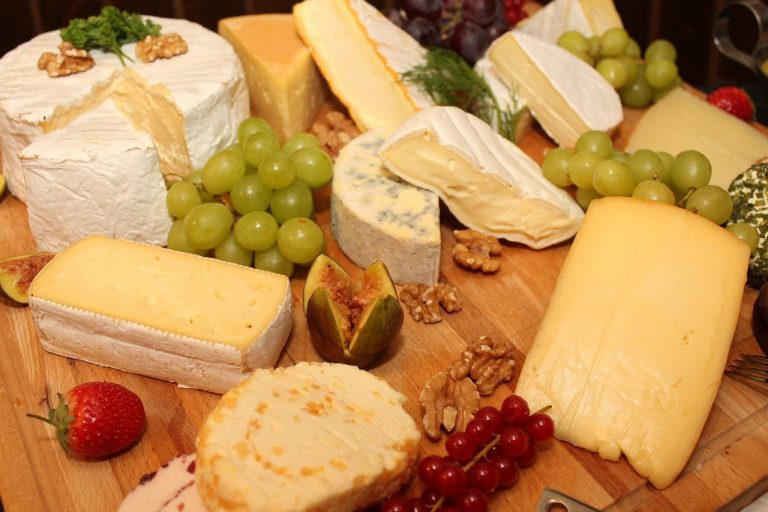L’astuce infaillible pour que votre fromage ne moisisse pas !