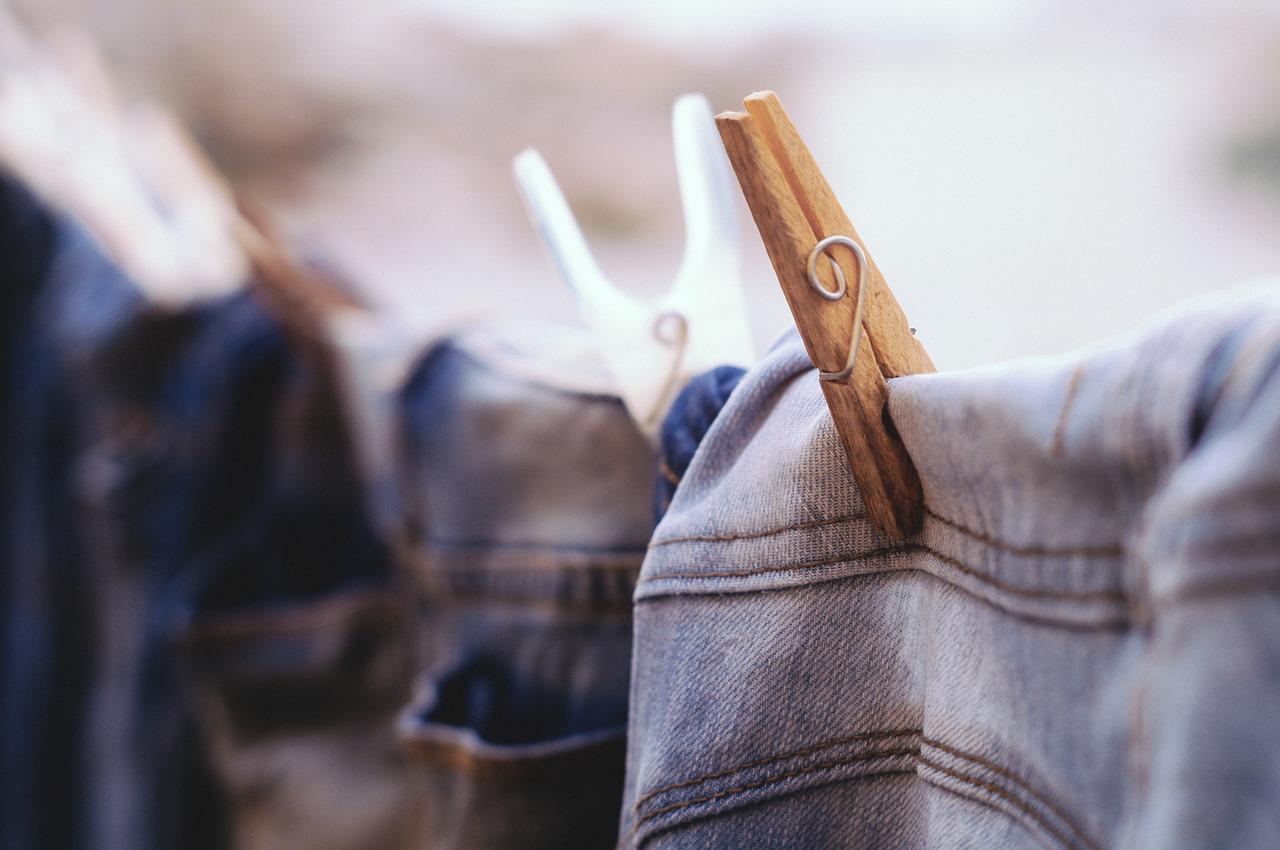 Pourquoi vous devez laver vos jeans à l’envers ?
