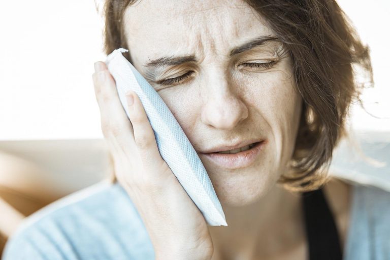 3 recettes naturelles à essayer si vous avez mal aux dents !