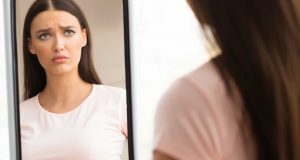 Mode : 3 erreurs qui vous font paraître plus ronde ! erreur qui font paraitre plus ronde