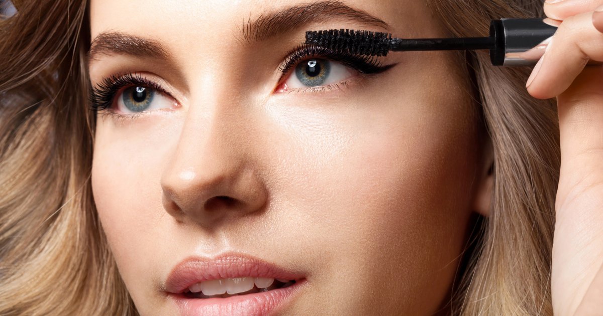 Maquillage : Le meilleur mascara de l’année est disponible à petit prix !