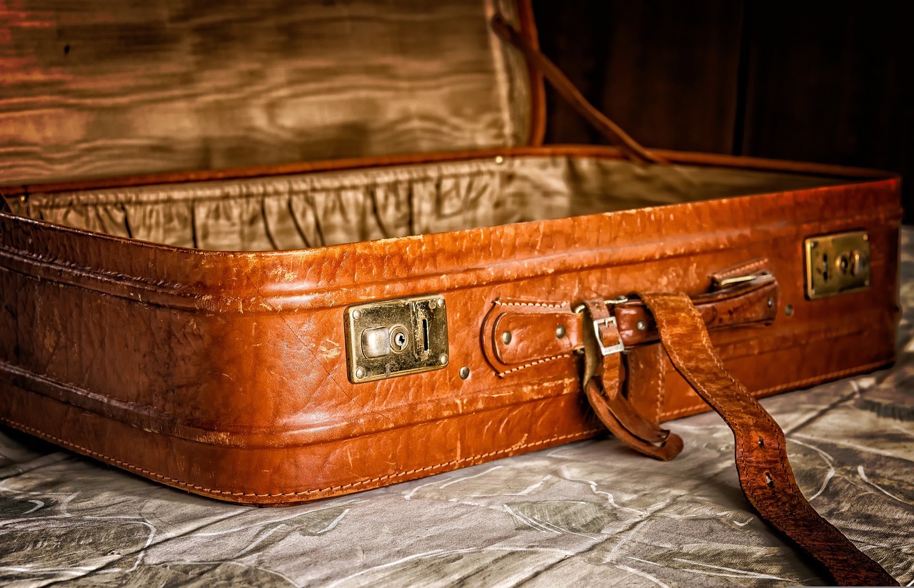 Le secret des hôtesses de l’air pour faire leur valise sans froisser leurs vêtements !