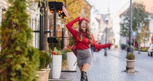 Les meilleures astuces pour porter des jupes en hiver Les meilleures astuces pour porter des jupes en hiver -bottes hautes