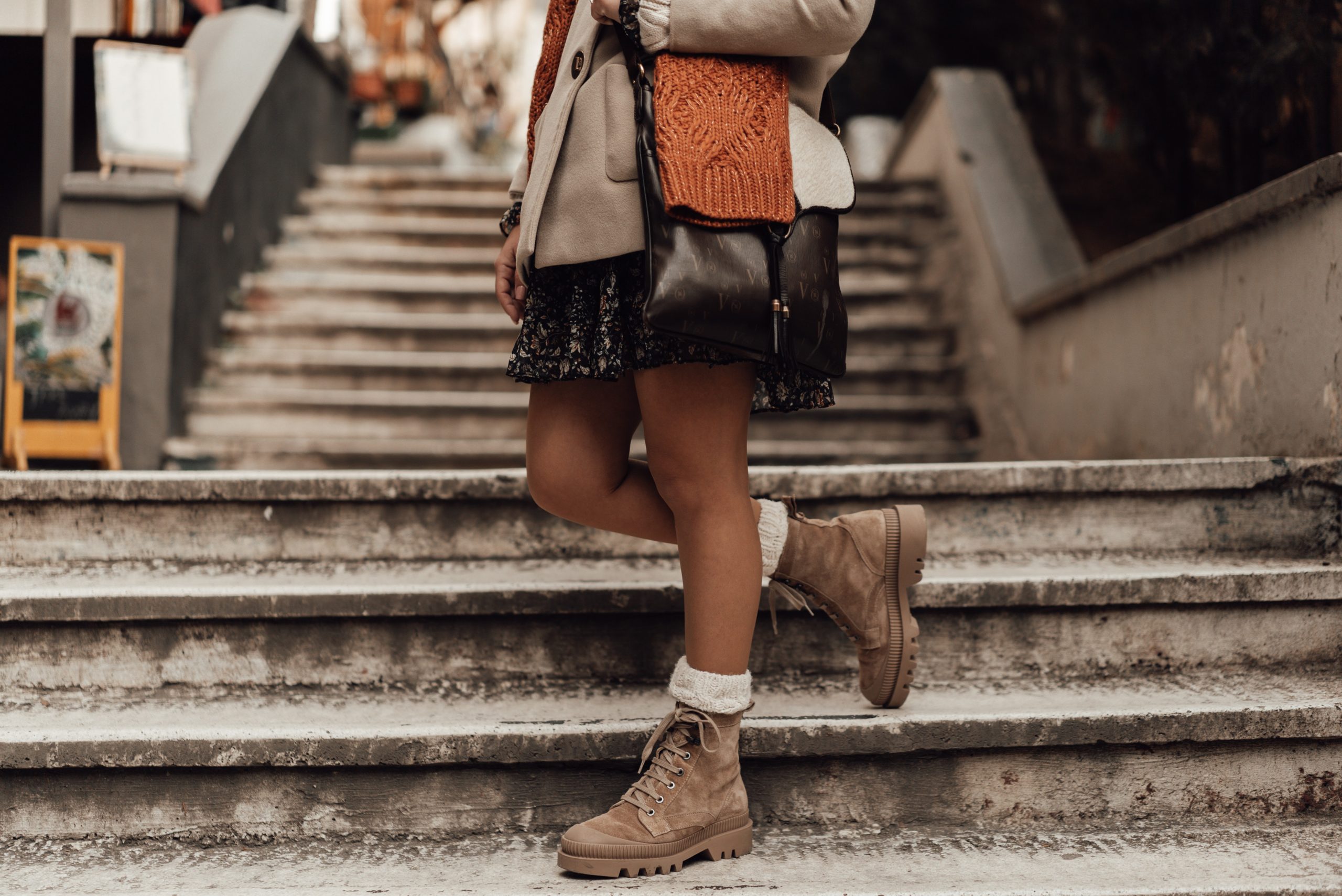 Comment bien porter une robe en période hivernale ?