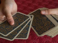 Tarot Denis Lapierre : Un tarot original Tarot Denis Lapierre