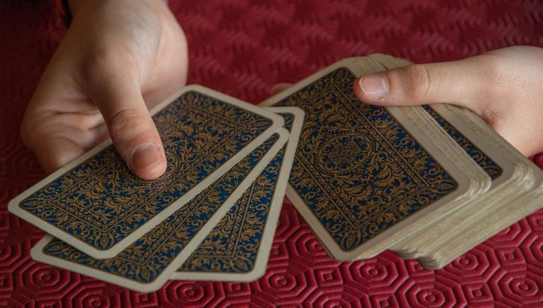 Tarot Denis Lapierre : Un tarot original