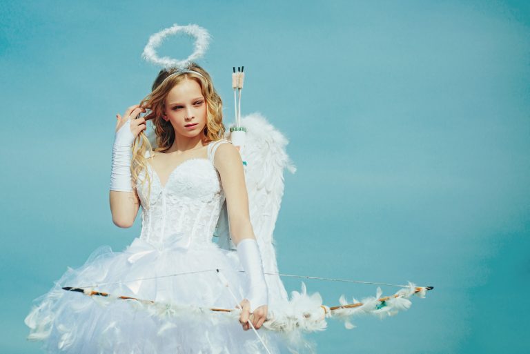 3 coiffures romantiques pour la Saint Valentin