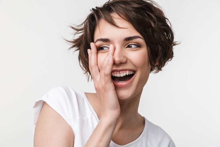 Les coupes de cheveux courtes que vous porterez en 2023