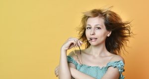 10 coupes de cheveux pour femme qui rajeunissent instantanément coupes de cheveux qui rajeunissent