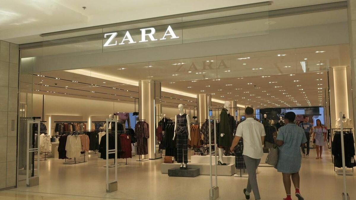 La robe Zara que toutes les femmes vont porter à la Saint Valentin