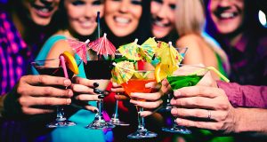 3 signes astrologiques qui sont les plus fêtards signes astrologiques plus fêtards