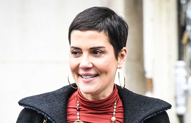 Cristina Cordula vous aide à trouver le blush adapté à votre carnation