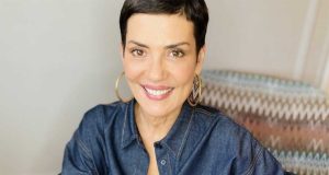 Cristina Cordula partage son make up préféré de tous les jours Cristina Cordula make up