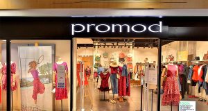 Les fashionistas adorent cette chemise Promod chemise Promod