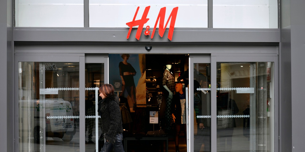Cette robe H&M sophistiquée est incroyable
