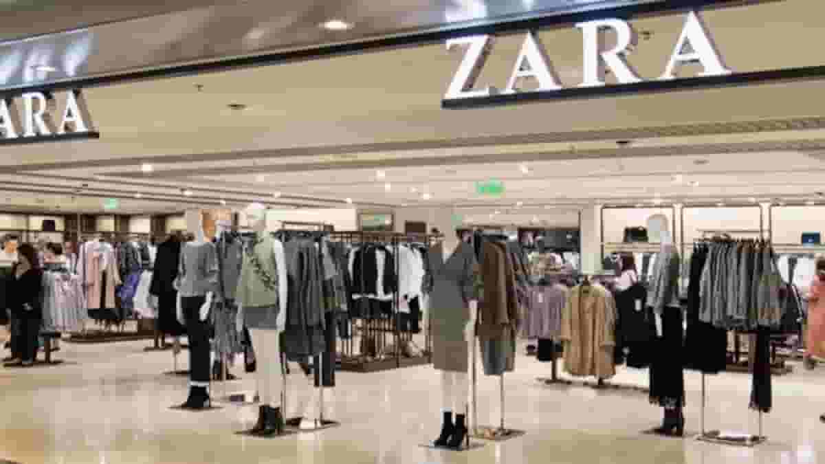 Toutes les femmes vont porter cette robe tailleur Zara
