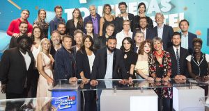 Touche pas à mon poste : Un chroniqueur choque par son hygiène douteuse ! Touche pas à mon poste chroniqueur hygiène douteuse