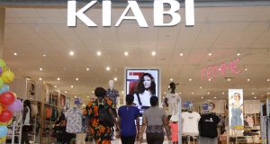 Vous allez faire fureur avec cette veste Kiabi colorée veste Kiabi colorée