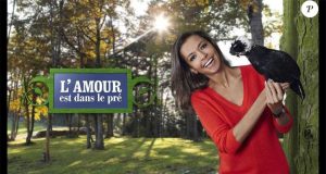 Karine Le Marchand dévoile la robe la plus stylée du printemps Karine Le Marchand dévoile la robe la plus stylée