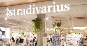 Ce jean Stradivarius sera bientôt dans tous les dressings  jean Stradivarius