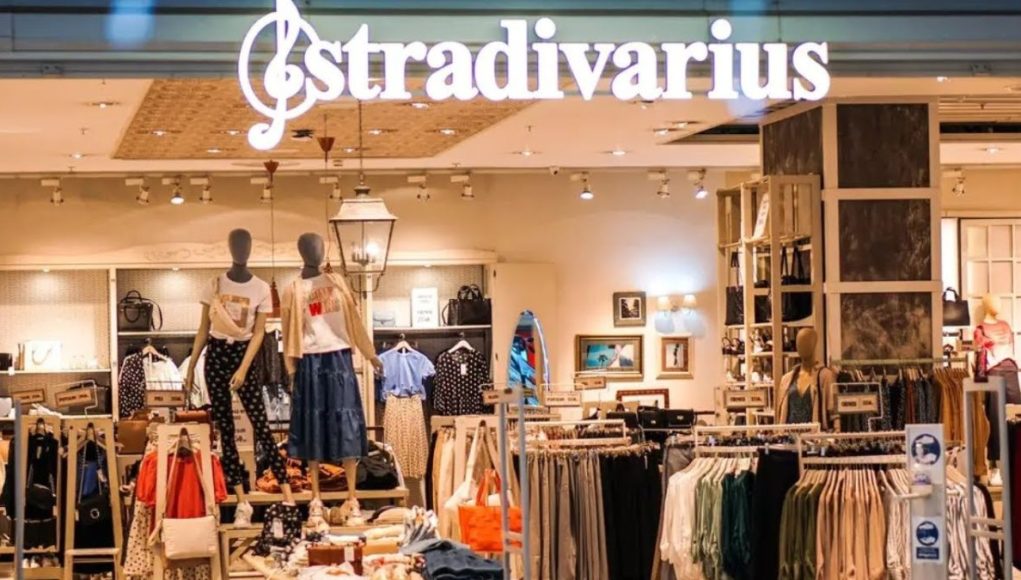 jupe en jean Stradivarius