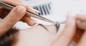 Pourquoi opter pour une formation en extension de cils ? extension de cils