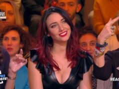 Delphine Wespiser, les photos de son corps de rêve en bikini affolent la toile Delphine Wespiser photo bikini