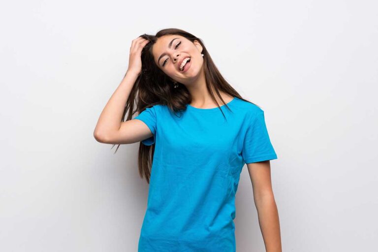 Les avantages du t-shirt femme bleu personnalisé pour marque