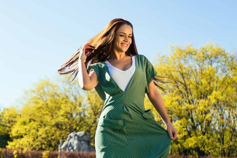 6 styles vestimentaires les plus tendances pour femme ronde