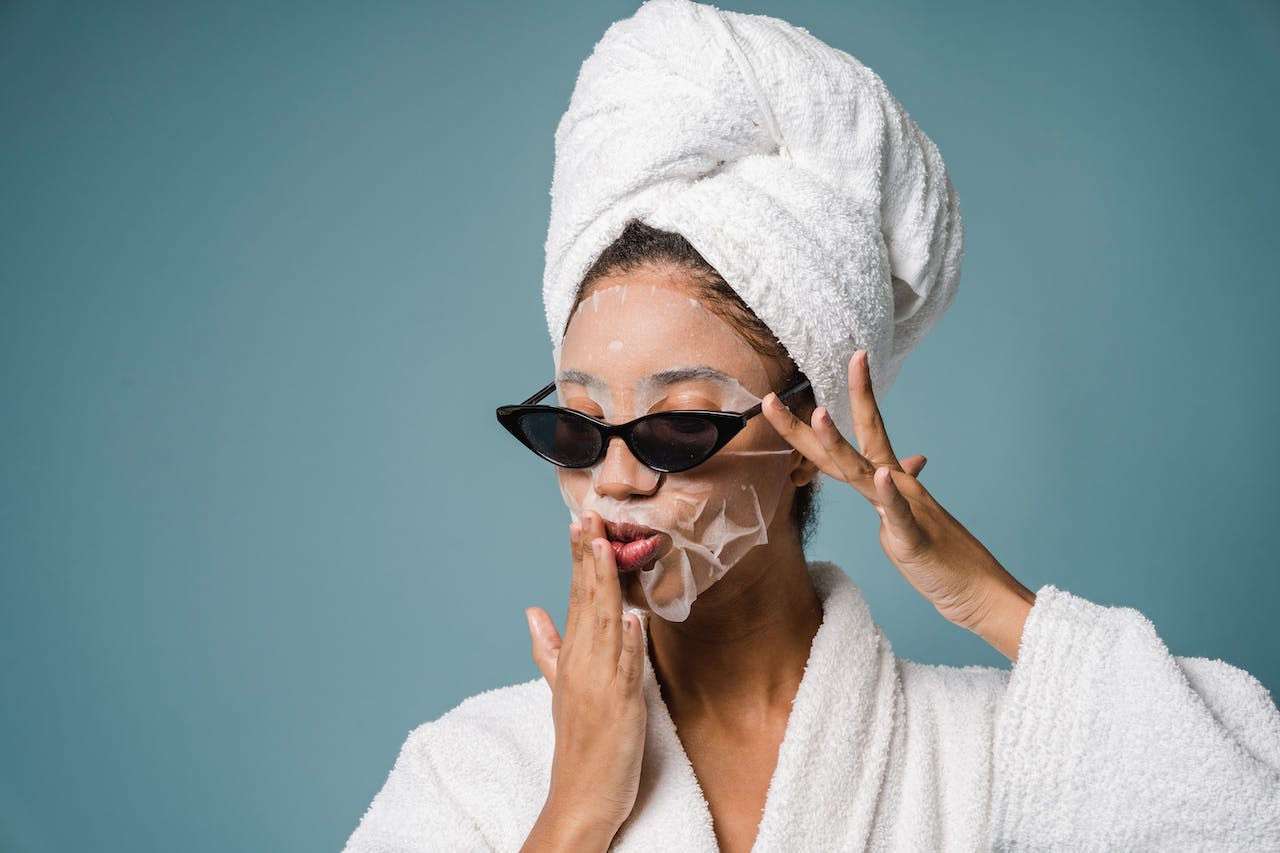 Le pouvoir des masques en tissu : Pour une peau hydratée et revitalisée