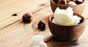 Le beurre de karité : une solution miraculeuse pour un visage sans taches brunes beurre de karité