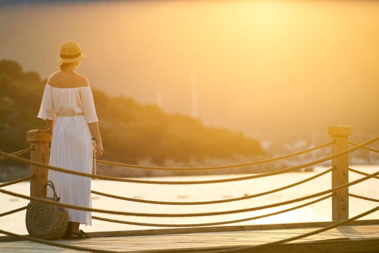 5 idées de tenue à porter lors d’une soirée à la plage