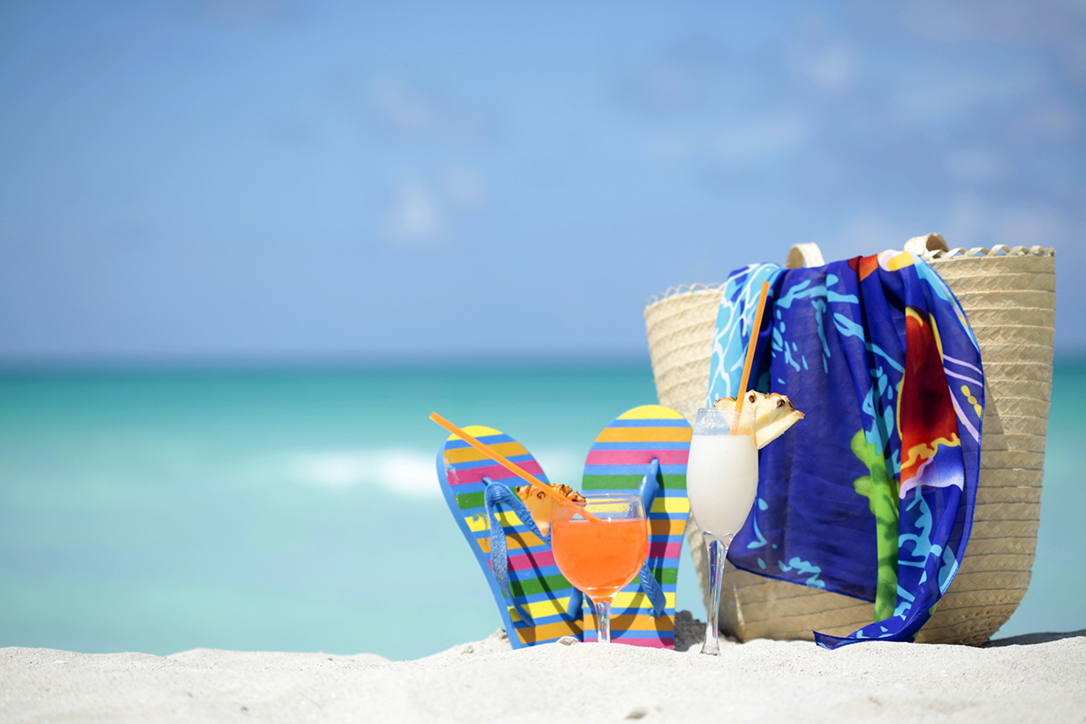 Top 5 des sacs à la mode pour les journées à la plage cet été