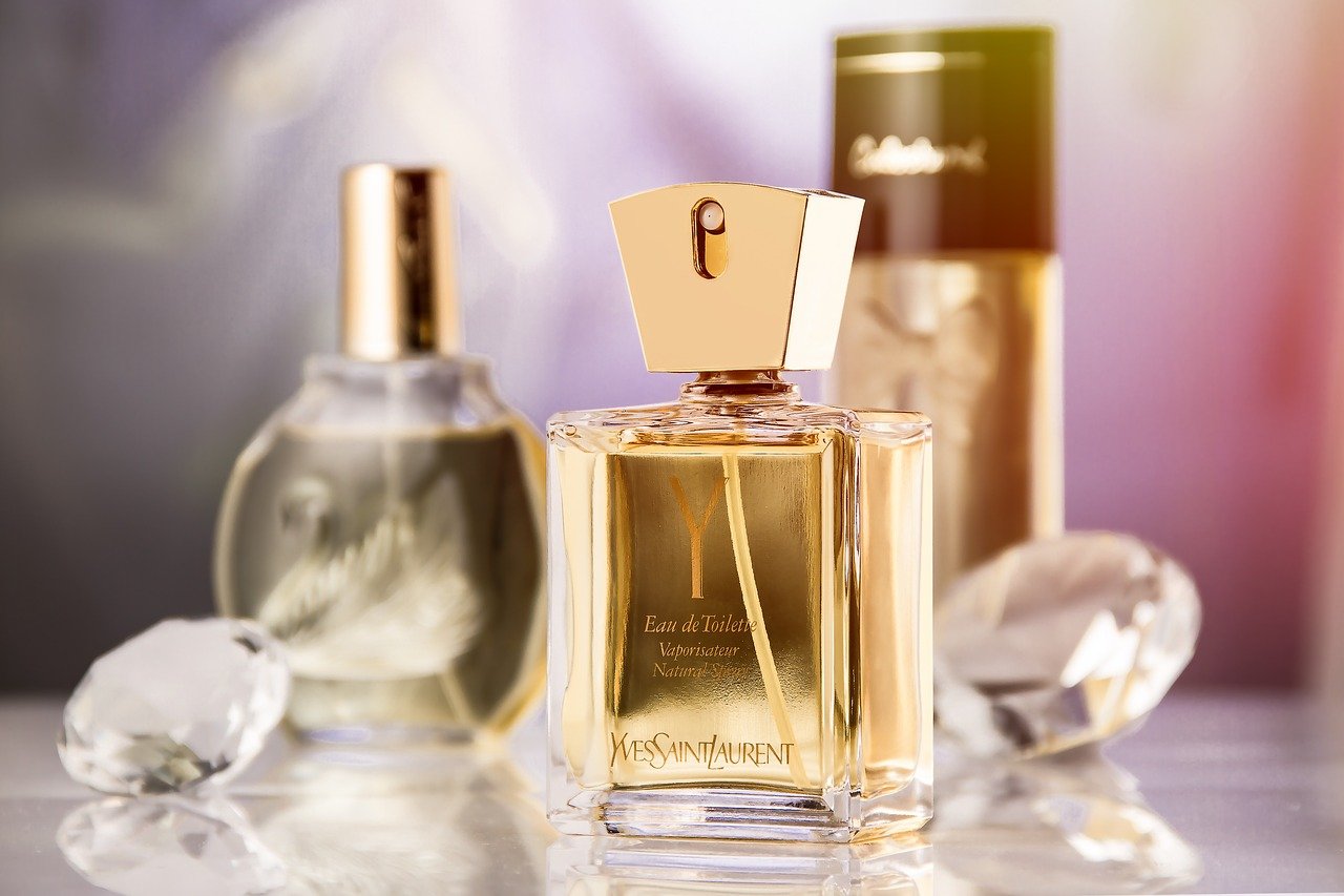 Faire durer son parfum nos astuces pour qu’il tienne plus longtemps