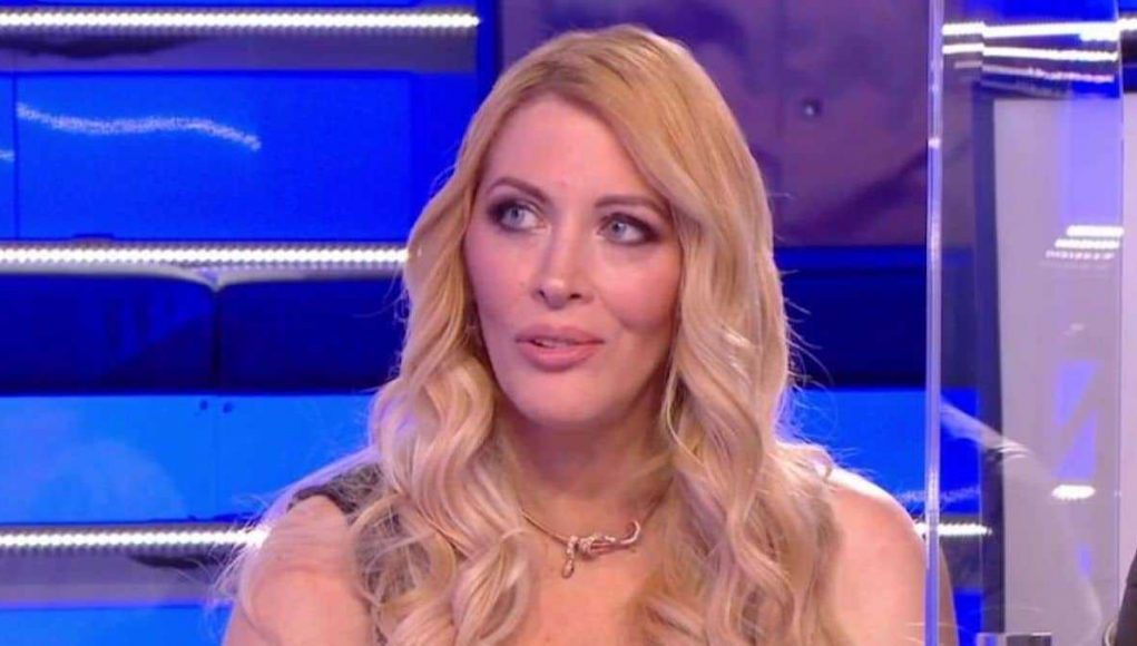Loana bientôt de retour sur M6