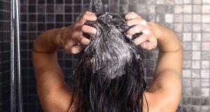 A quelle fréquence se laver ses cheveux pour ne pas les abîmer ? quelle fréquence se laver ses cheveux