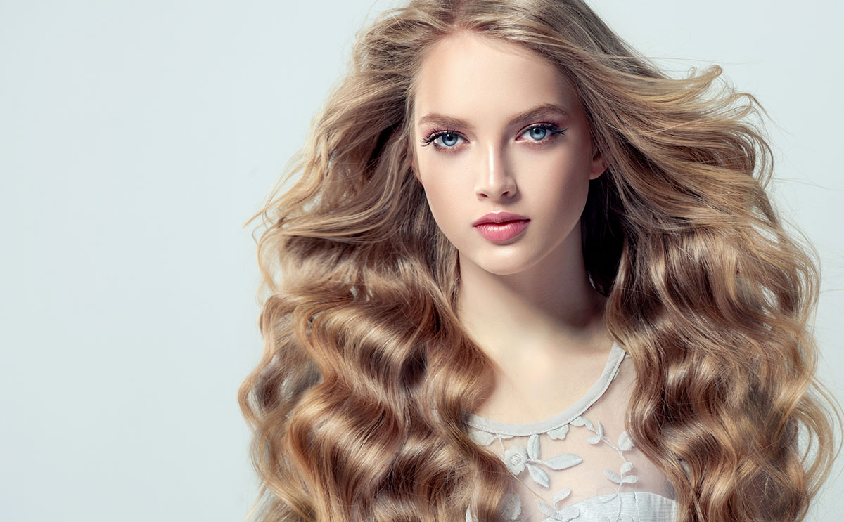 3 coupes de cheveux pour cacher un grand front ! - MagFeminin.com
