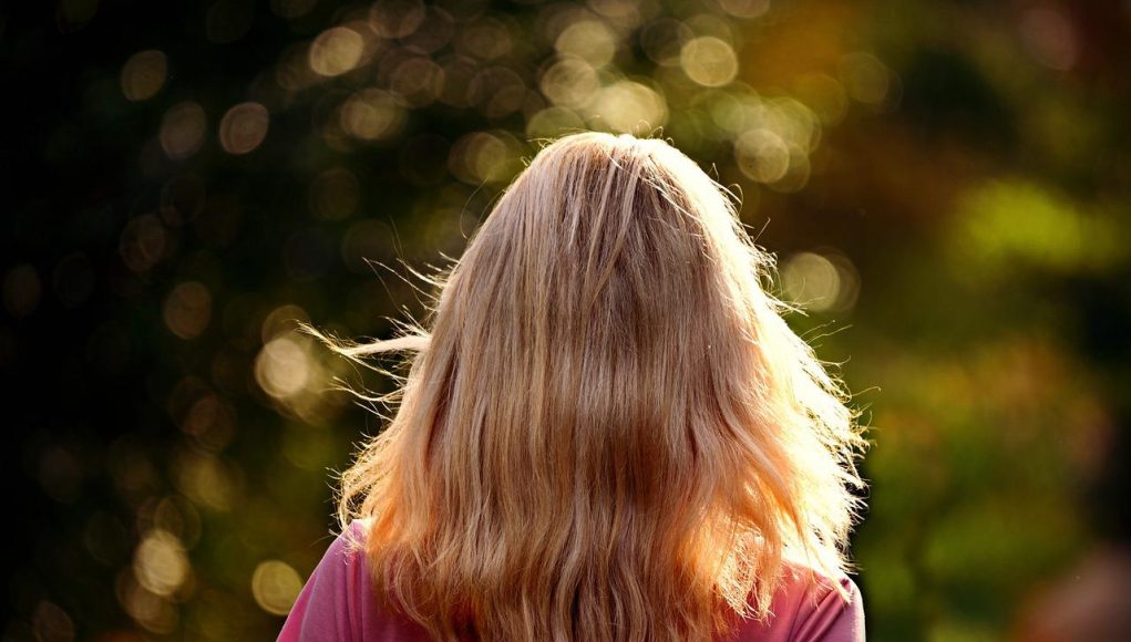 éclaircir ses cheveux