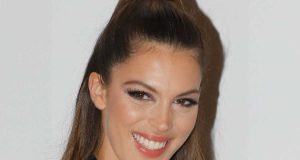 Beauté : Iris Mittenaere dévoile son secret anti âge ! Iris Mittenaere secret anti age