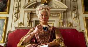 La Reine Charlotte : Nouvelles images pour le spin-off de Bridgerton La Reine Charlotte images spin-off de Bridgerton